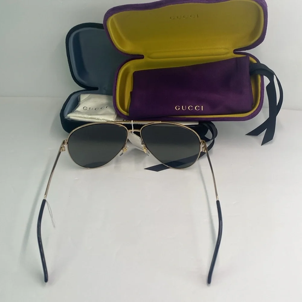 New Authentic Gucci GG0137S 002 61 Sunglasses